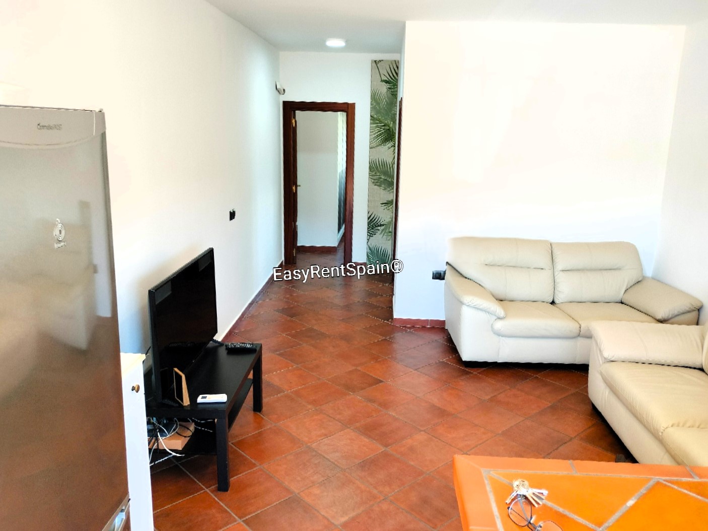 ALQUILER MEDIA TEMPORADA, Estupenda Villa y apartamento privado, piscina, zona de barbacoa y amplio parking, muy cercano a Álora.